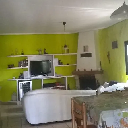 Larrain Etxea Country house