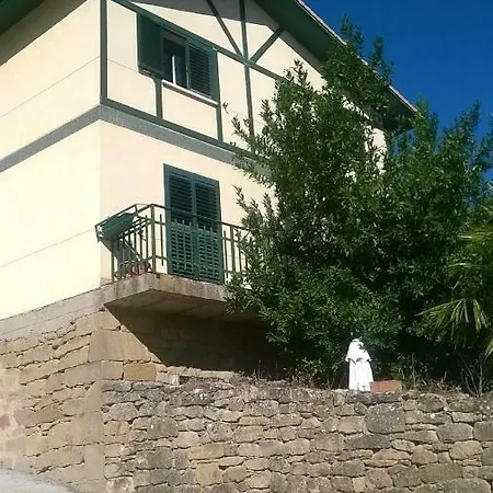 Country house Larrain Etxea *